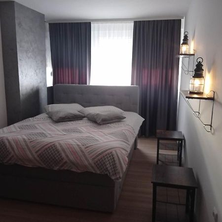 Aby Appartement Slavonski Brod Buitenkant foto
