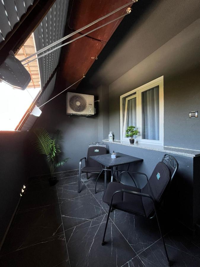 Aby Appartement Slavonski Brod Buitenkant foto